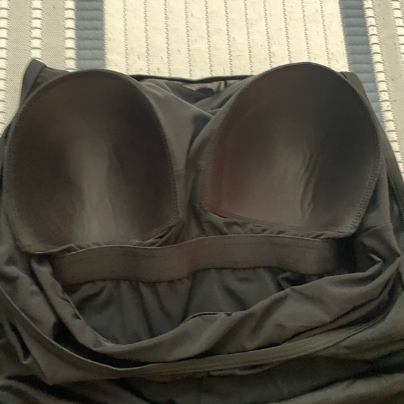 Black swimdress - Picture 9 of 16